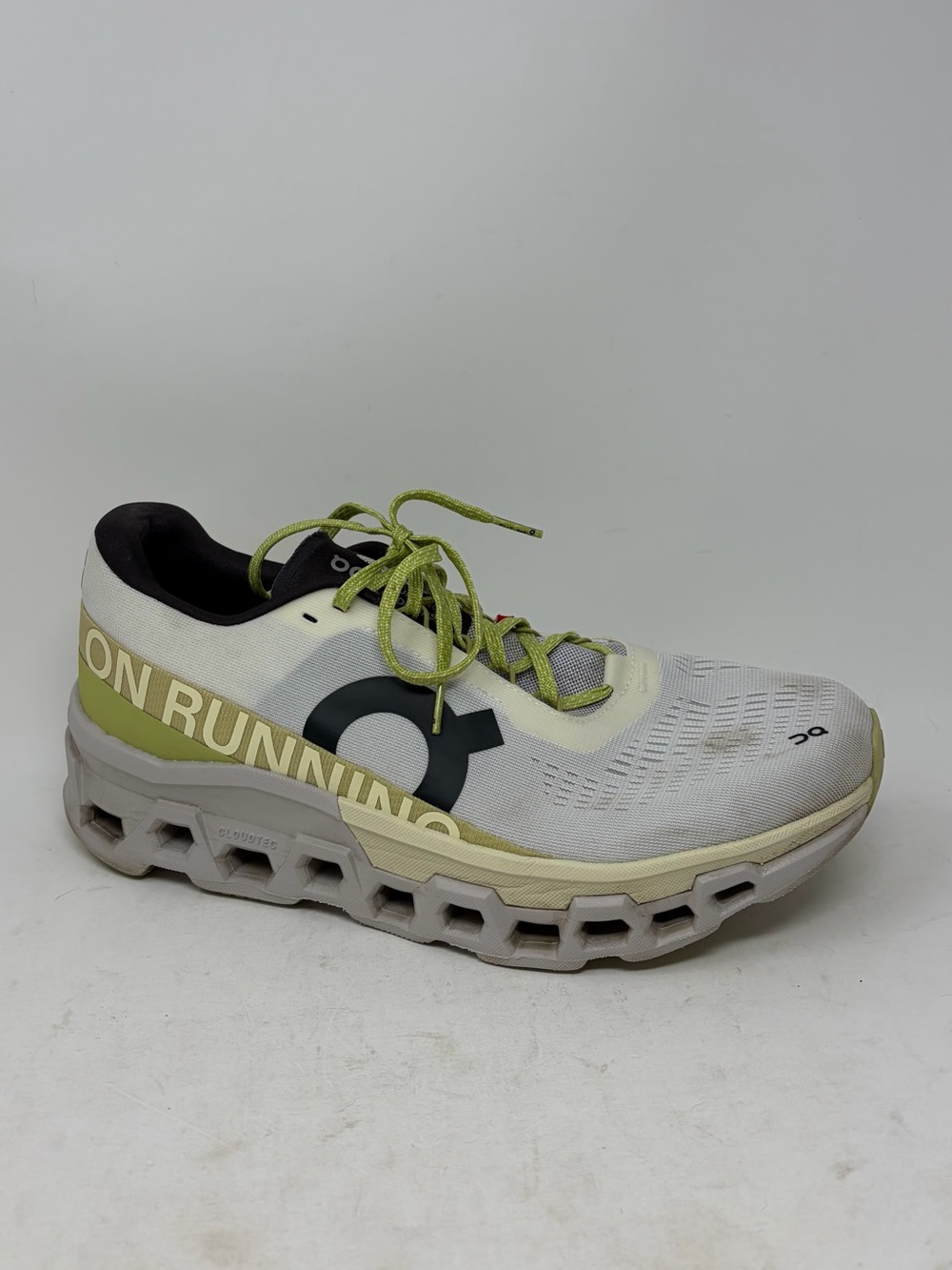 On Running On Cloud Cloudmonster 2 Sneaker Size 11 Men’s